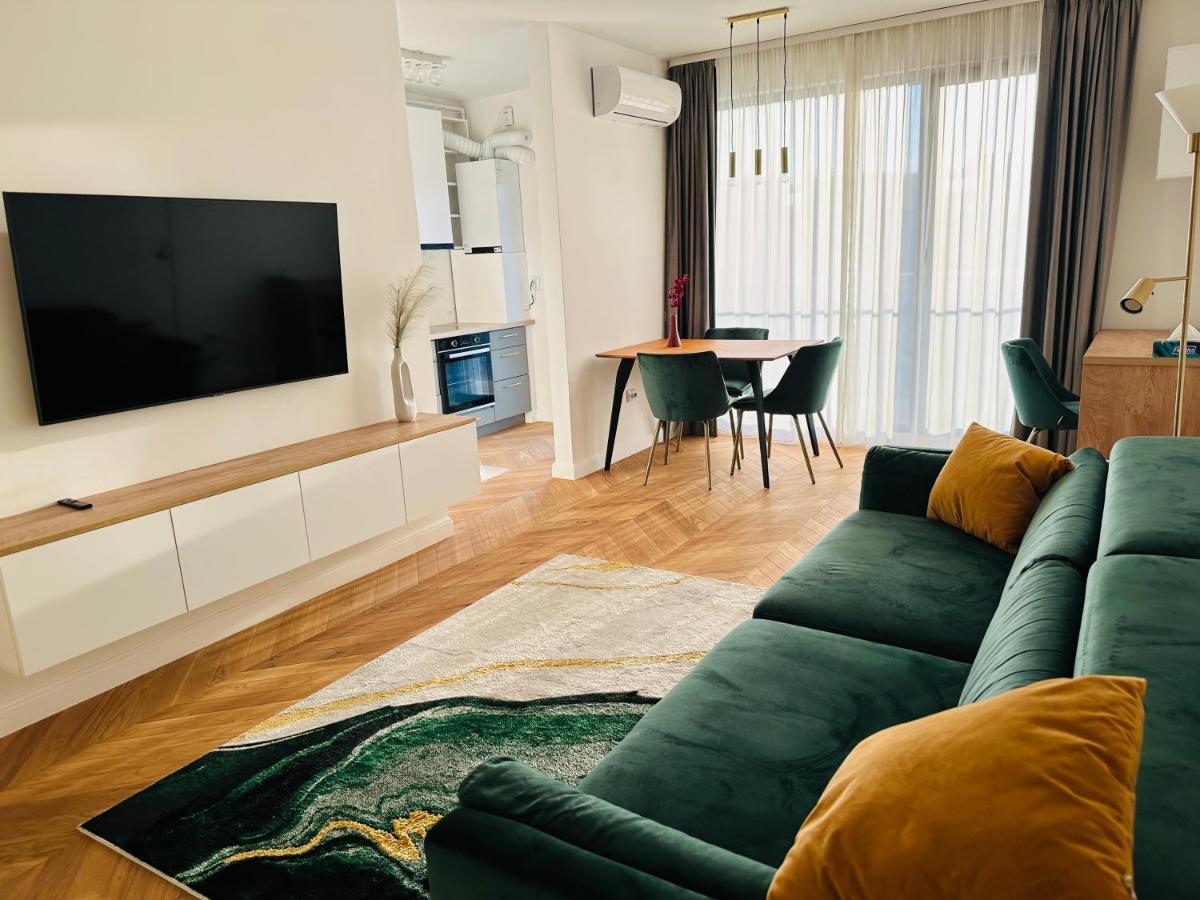 Bel Dom - The Park, Luxury 2 Rooms Apartment With Panorama Kaloşvar Dış mekan fotoğraf